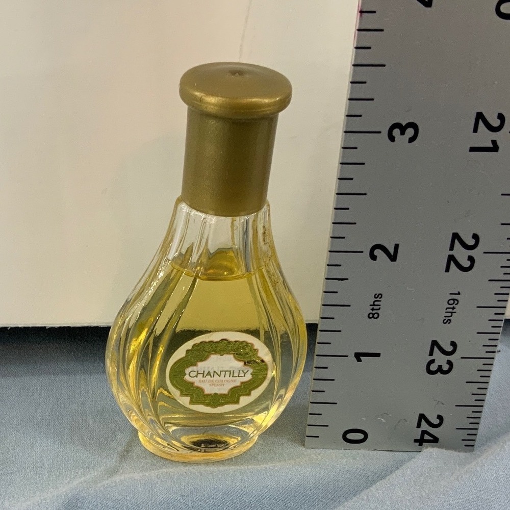 Chantilly Eau de Cologne Splash by Dana Classic Fragrances 0.5 floz 15ml Vintage - Picture 3 of 3